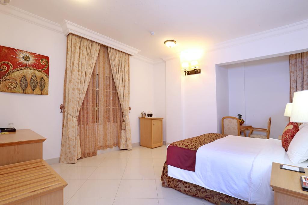 Al Maha Int Hotel Oman Маскат Екстер'єр фото
